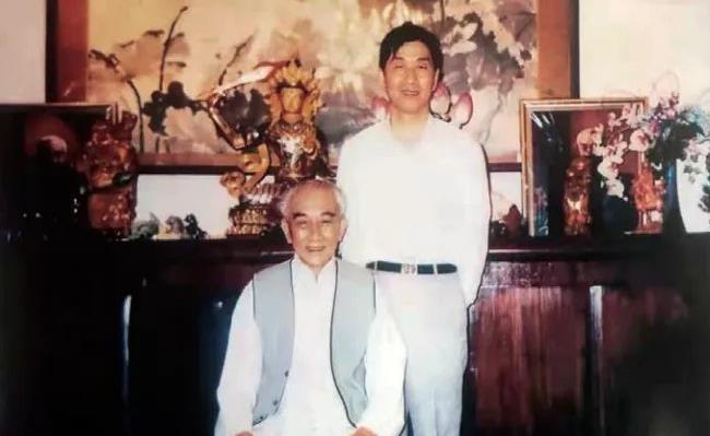 王伟国：南怀瑾先生在内地的事务代表